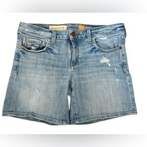 Pilcro Women's Shorts Size 28 Distressed 6” Inseam Light Wash Anthropology